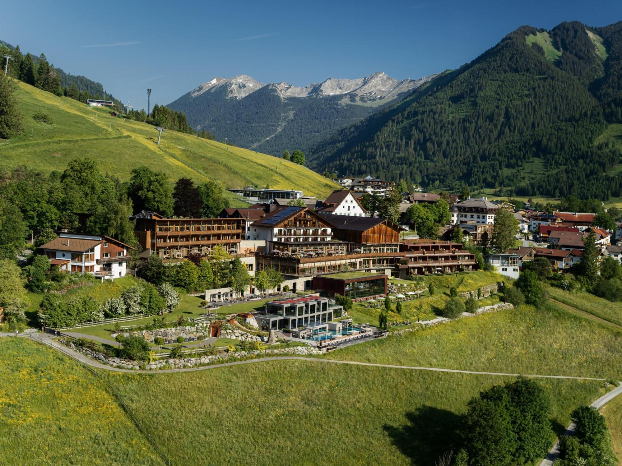 Mohr Life Resort Lermoos Exterior foto